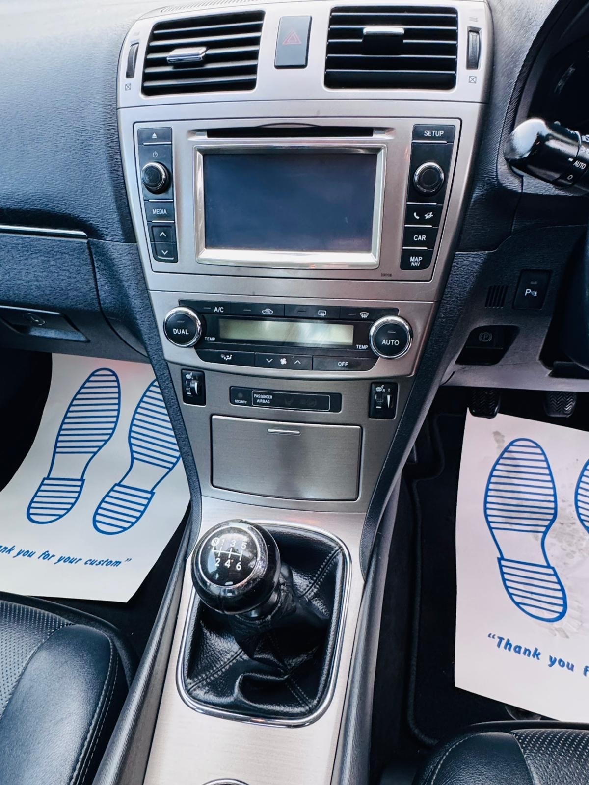 Used Toyota Avensis 2012 for sale - 76564972: Photo 13