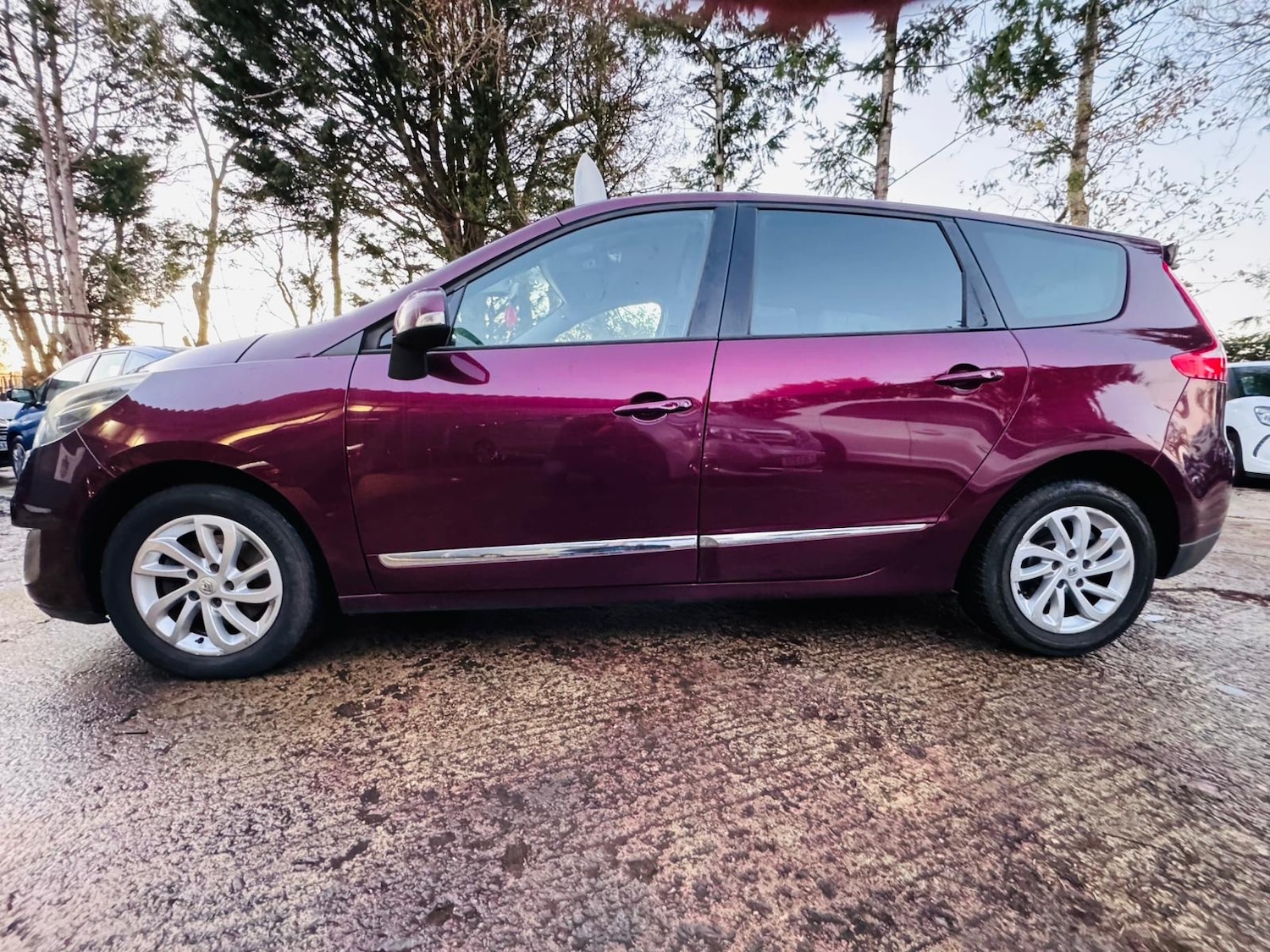 Used Renault Grand Scenic 2012 for sale - 76807304: Photo 6