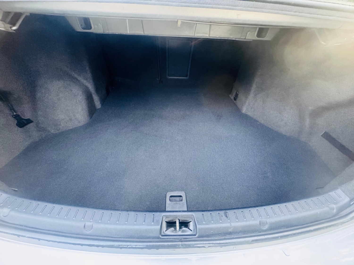 Used Toyota Avensis 2013 for sale - 76174331: Photo 16