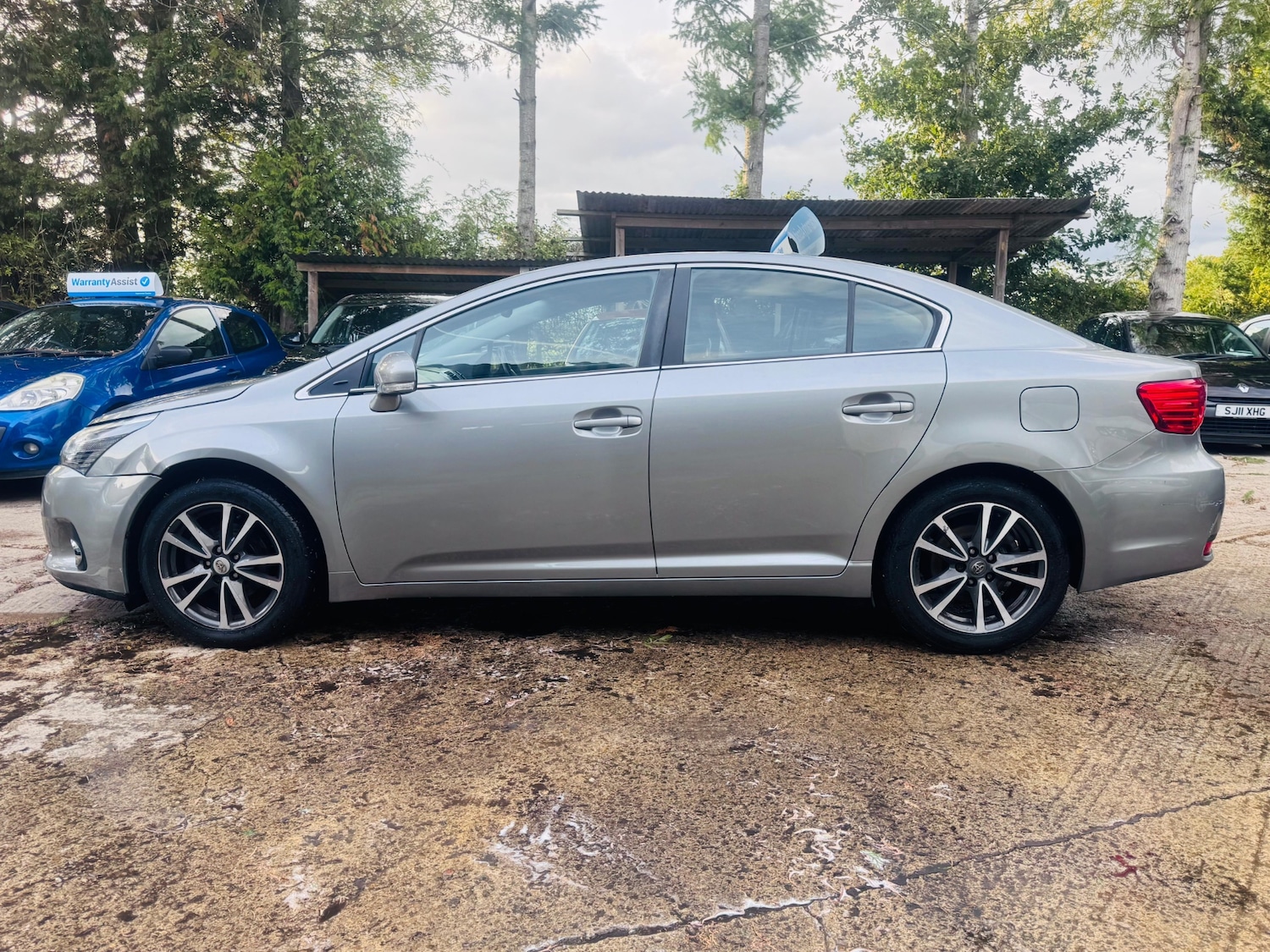 Used Toyota Avensis 2013 for sale - 76174331: Photo 3