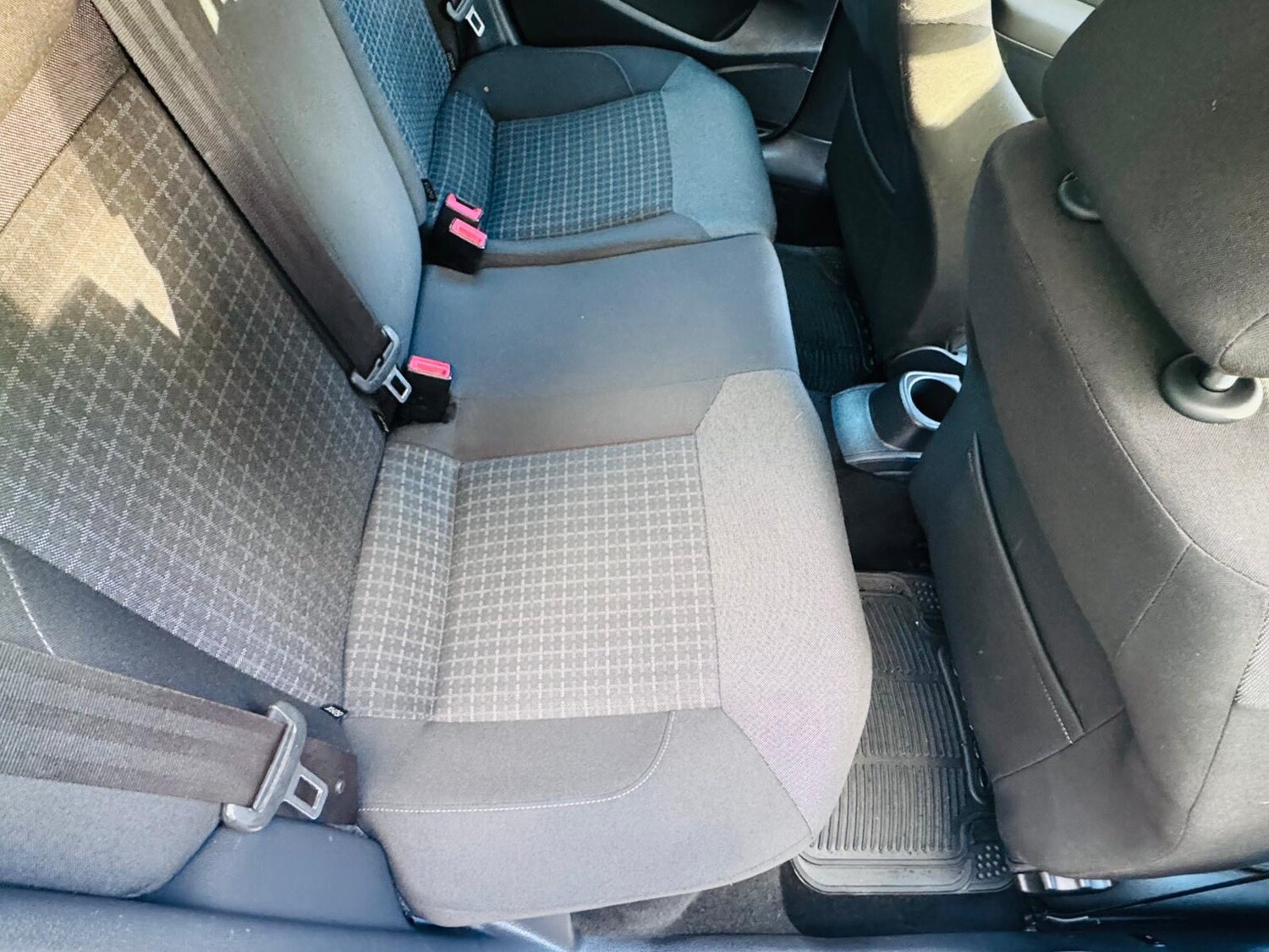 Used Volkswagen Polo 2016 for sale - 76347096: Photo 12