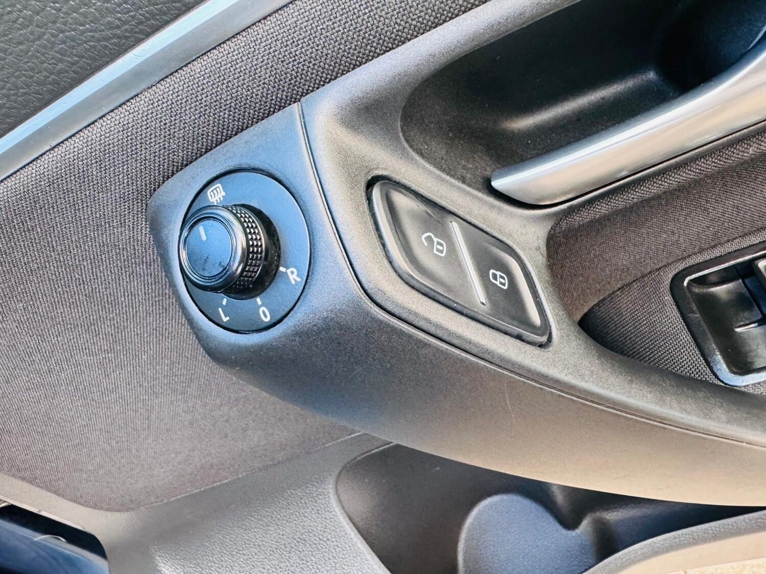 Used Volkswagen Polo 2016 for sale - 76347096: Photo 18