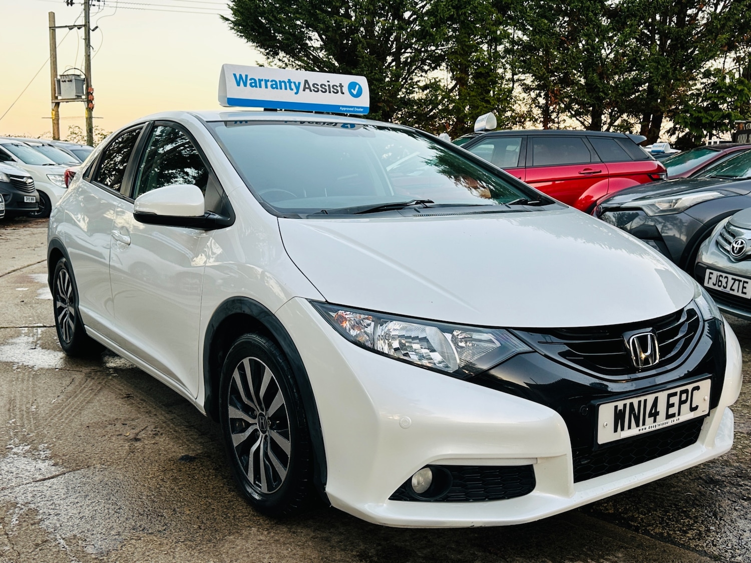 Used Honda Civic 2014 for sale - 76605993: Photo 2