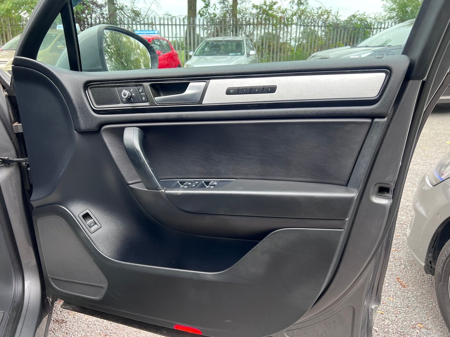 Used Volkswagen Touareg 2013 for sale - 77137033: Photo 38