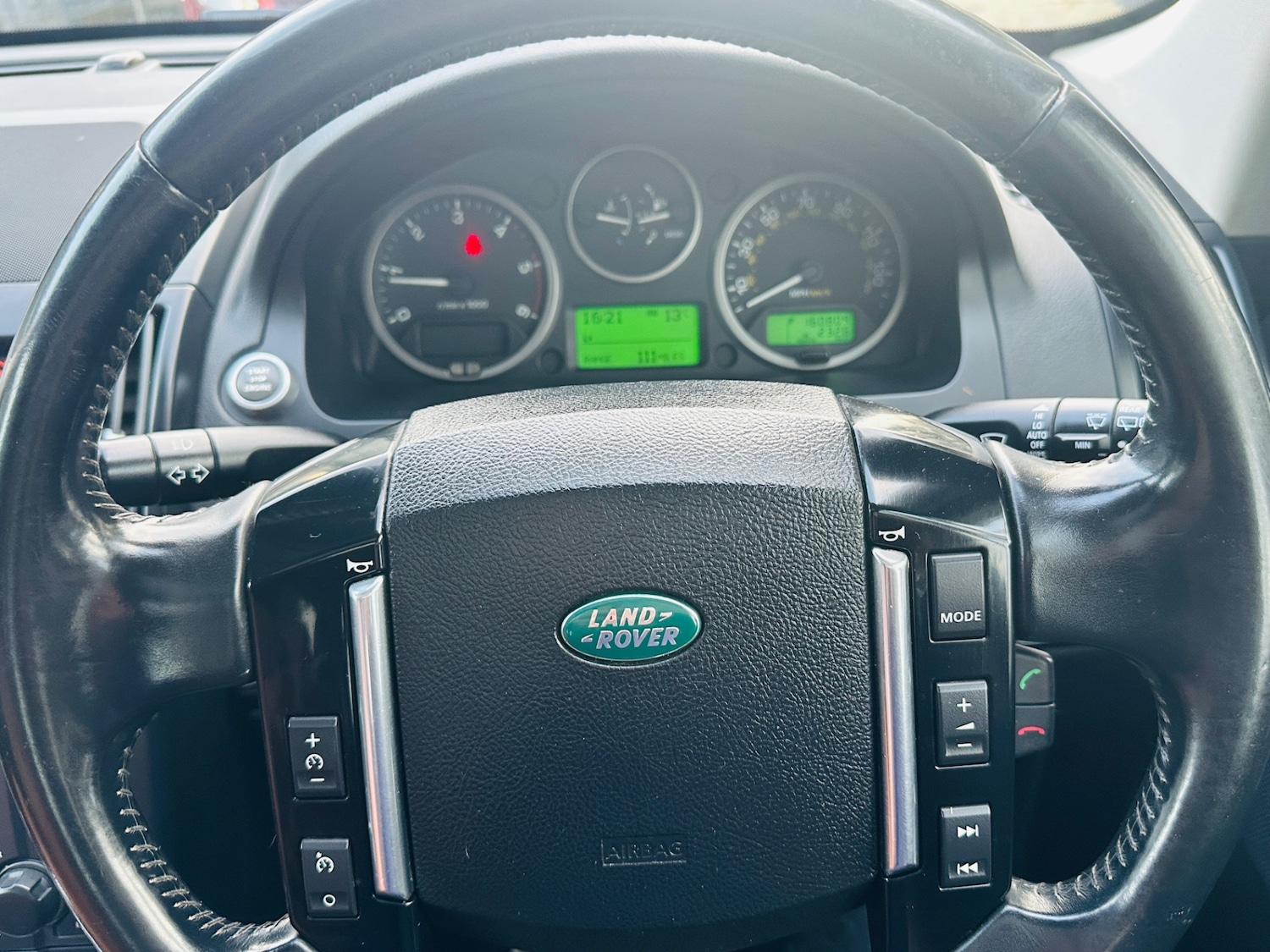 Used Land Rover Freelander 2011 for sale - 77687778: Photo 18