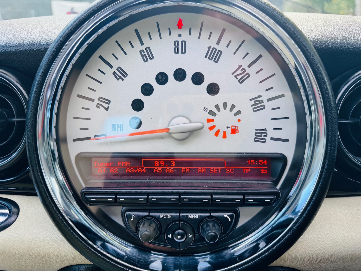 Used MINI Convertible 2011 for sale - 77502266: Photo 16