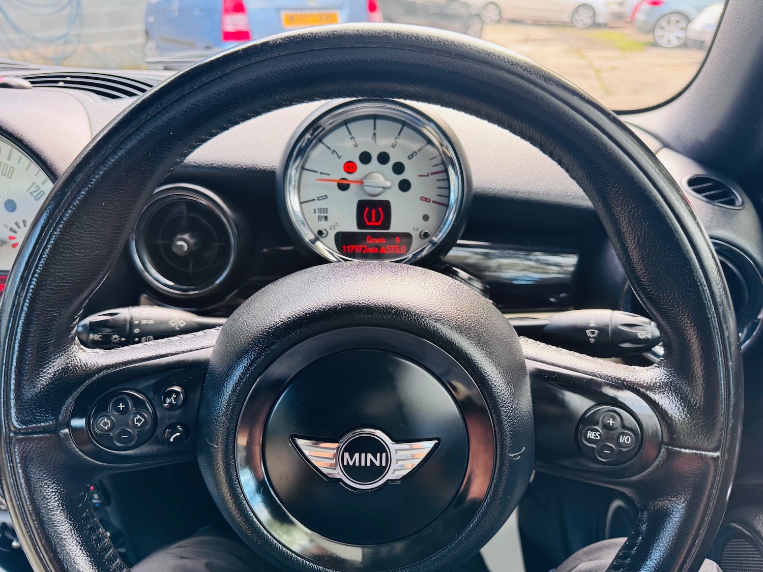 Used MINI Convertible 2011 for sale - 77502266: Photo 19