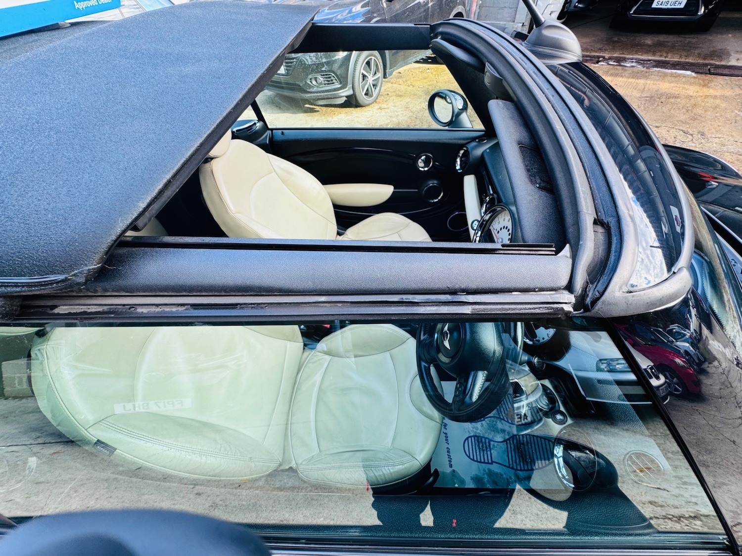 Used MINI Convertible 2011 for sale - 77502266: Photo 8