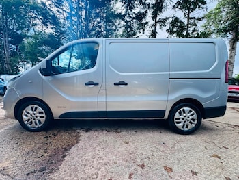 Used Renault Trafic 2015 for sale - 78876015: Photo