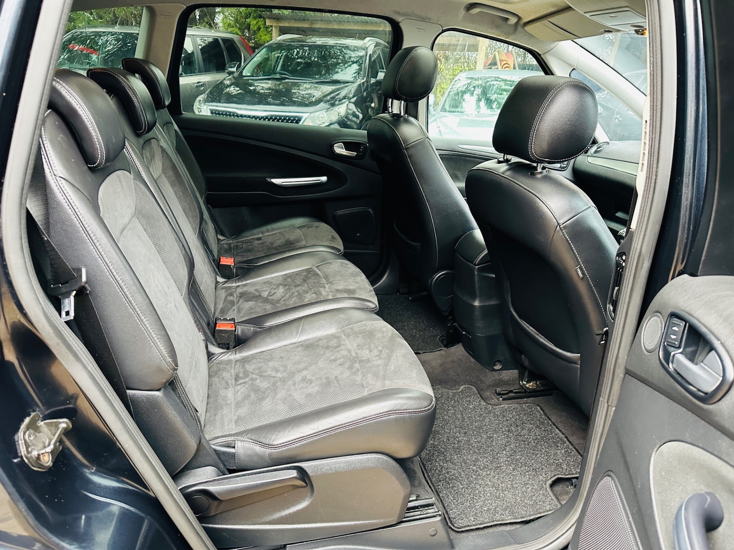 Used Ford S-Max 2008 for sale - 76951320: Photo 11