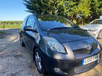 Used Toyota Yaris 2010 for sale - 74656253: Photo
