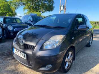 Used Toyota Yaris 2010 for sale - 74656253: Photo
