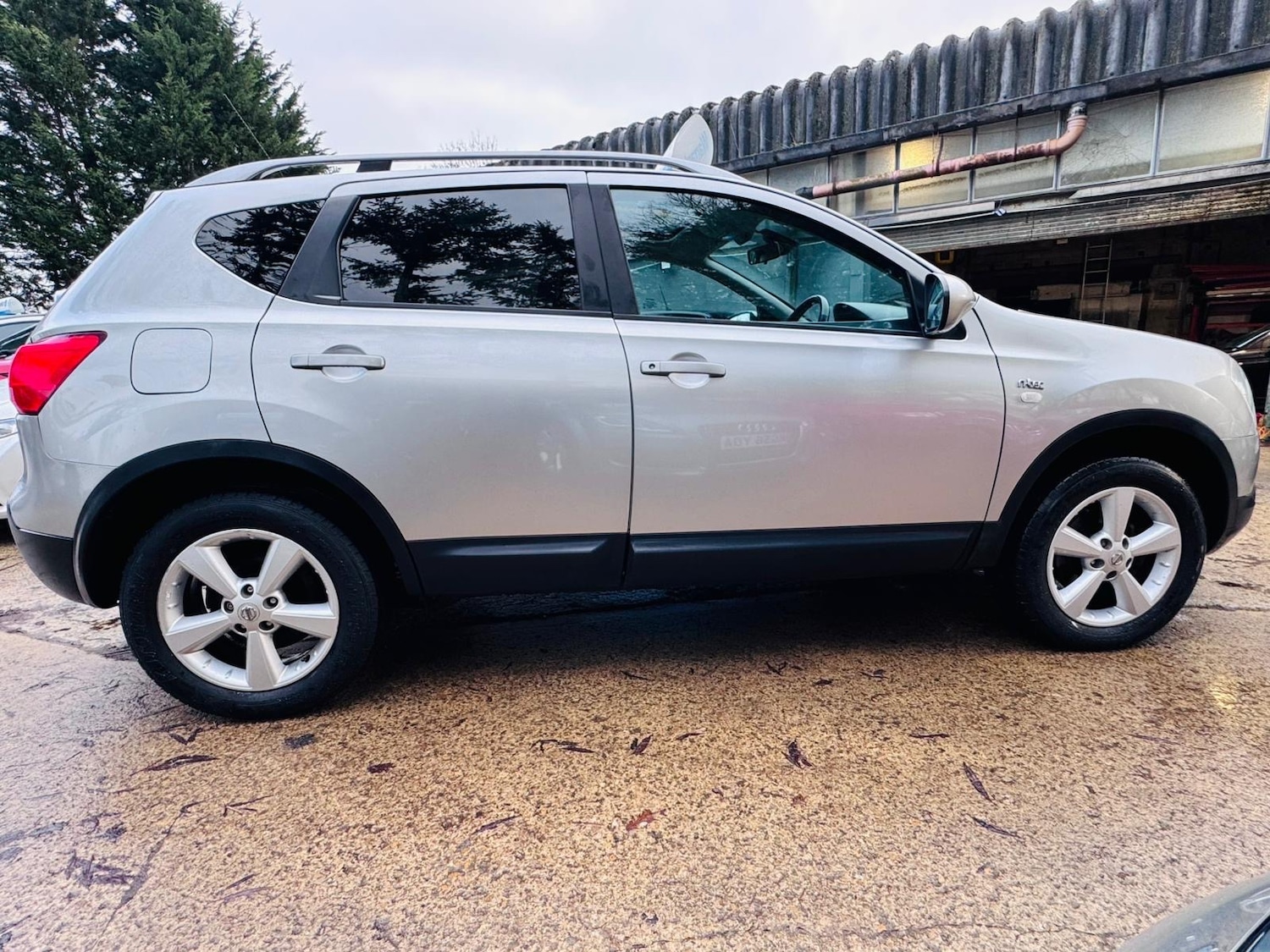Used Nissan Qashqai 2009 for sale - 77052122: Photo 4