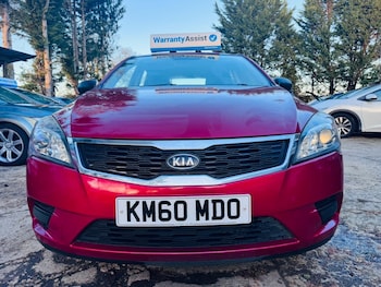 2010 (60) - 1.4 1 5dr