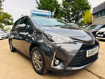 Used Toyota Yaris 2019 for sale - 79697412: Photo