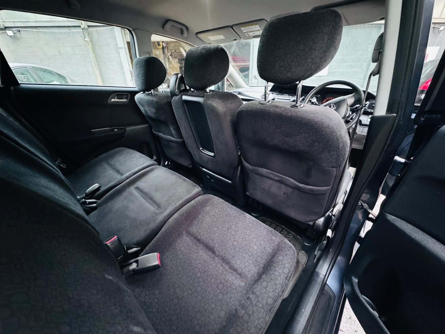 Used Honda FR-V 2004 for sale - 77168486: Photo 12