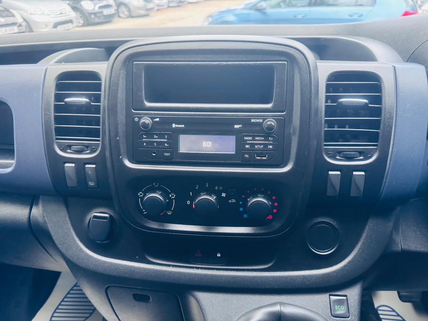 Used Vauxhall Vivaro 2015 for sale - 75541854: Photo 15