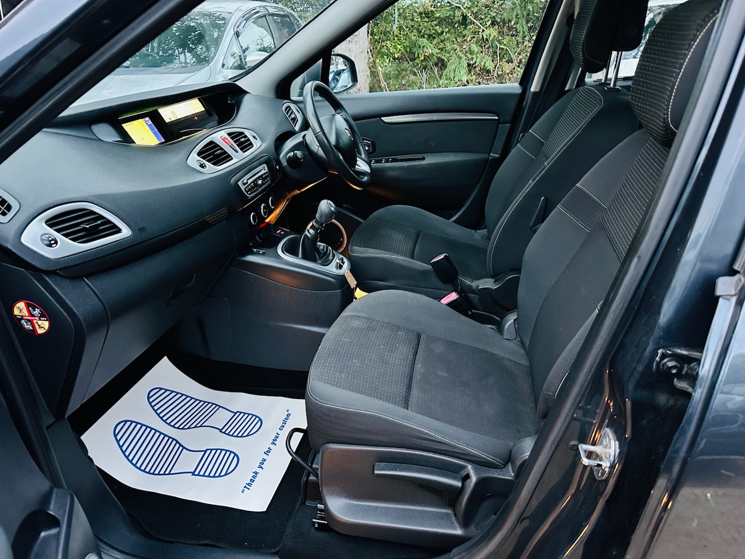 Used Renault Scenic 2010 for sale - 76412066: Photo 9