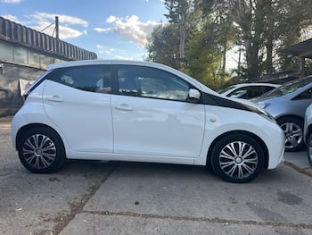 Used Toyota AYGO 2016 for sale - 79455829: Photo