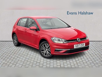 Used Volkswagen Golf 2017 for sale - 77928633: Photo