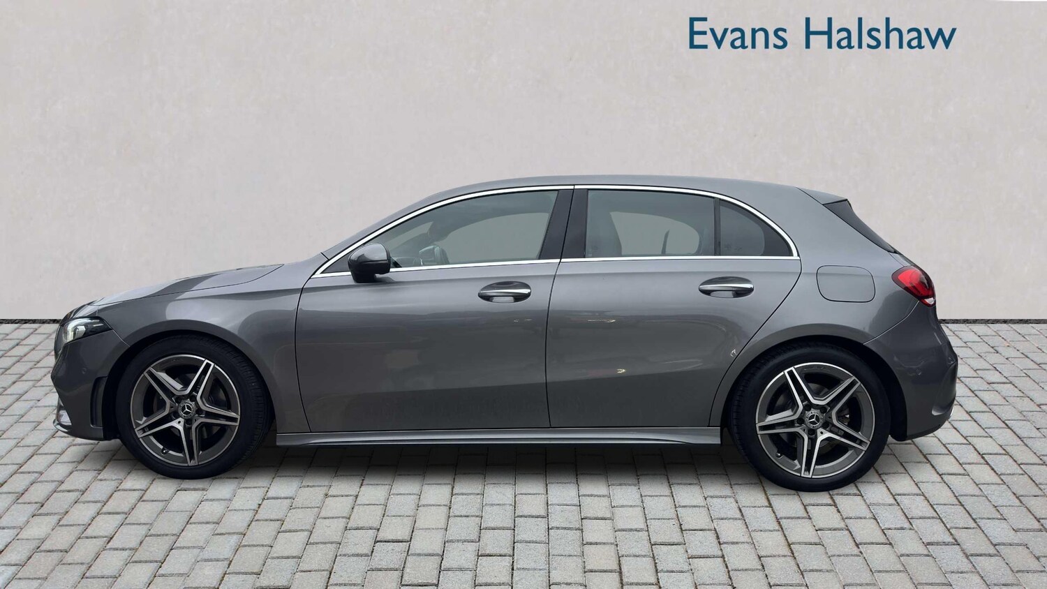 Used Mercedes-Benz A-Class 2018 for sale - 76351724: Photo 3