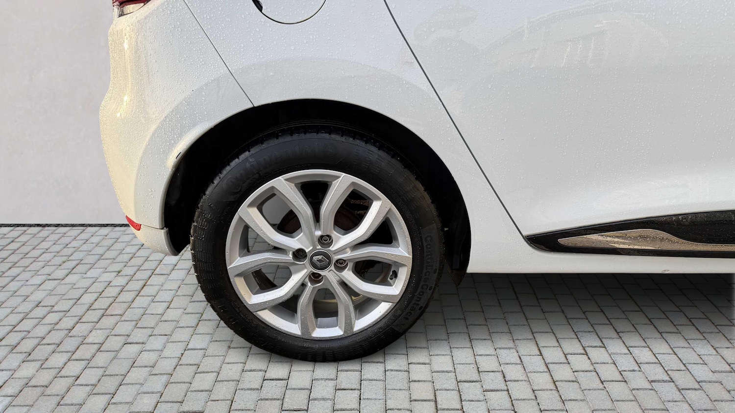 Used Renault Clio for sale - 77661232: Photo 10