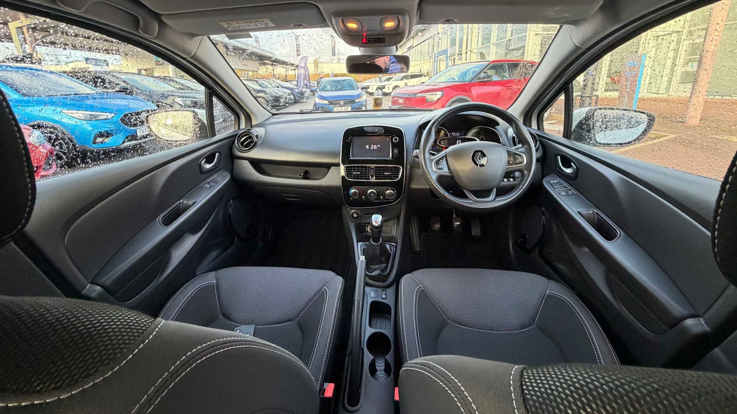 Used Renault Clio for sale - 77661232: Photo 15