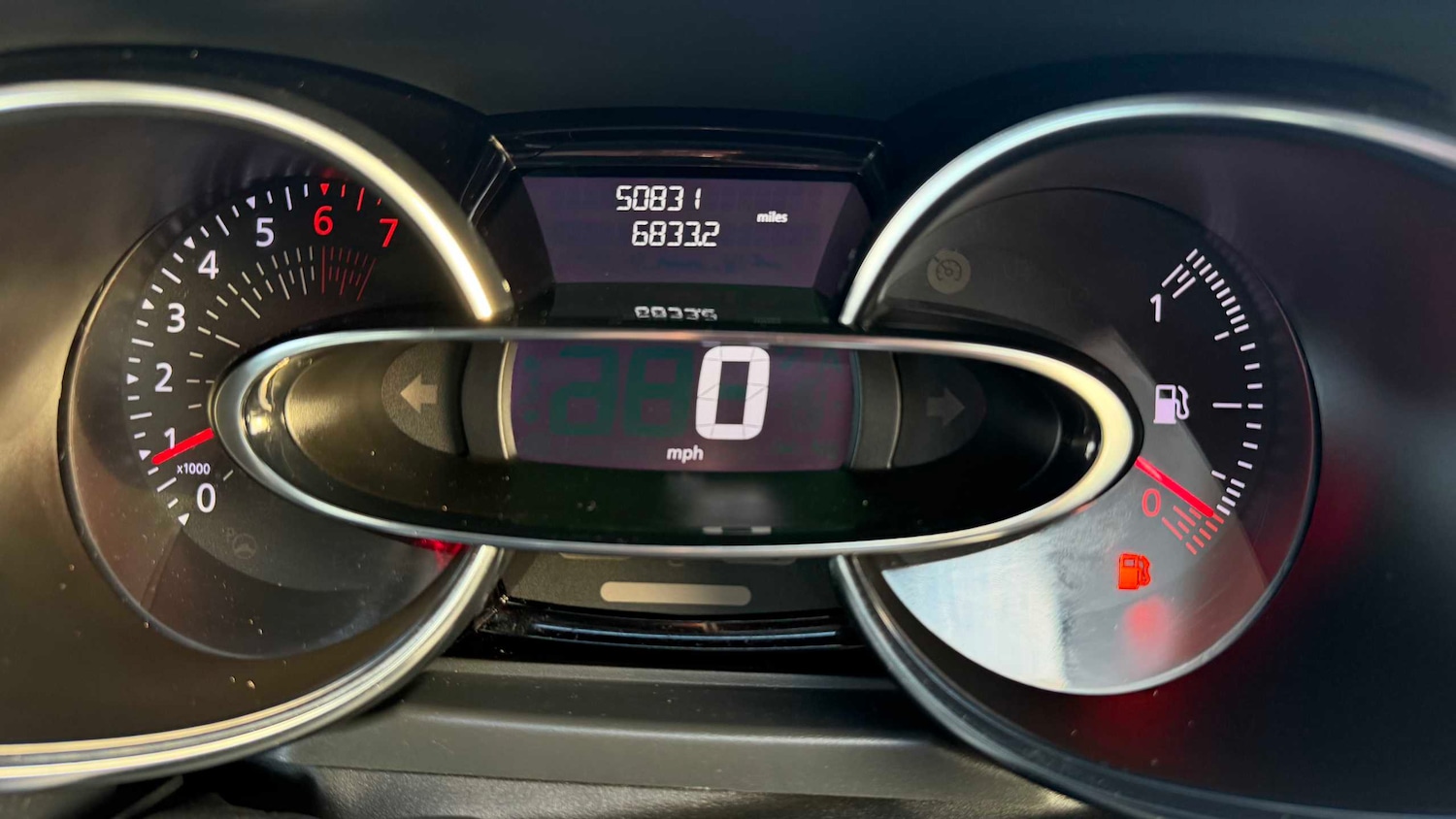 Used Renault Clio for sale - 77661232: Photo 18