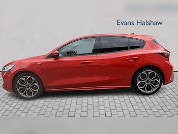 Used Ford Focus 2023 for sale - 78678876: Photo