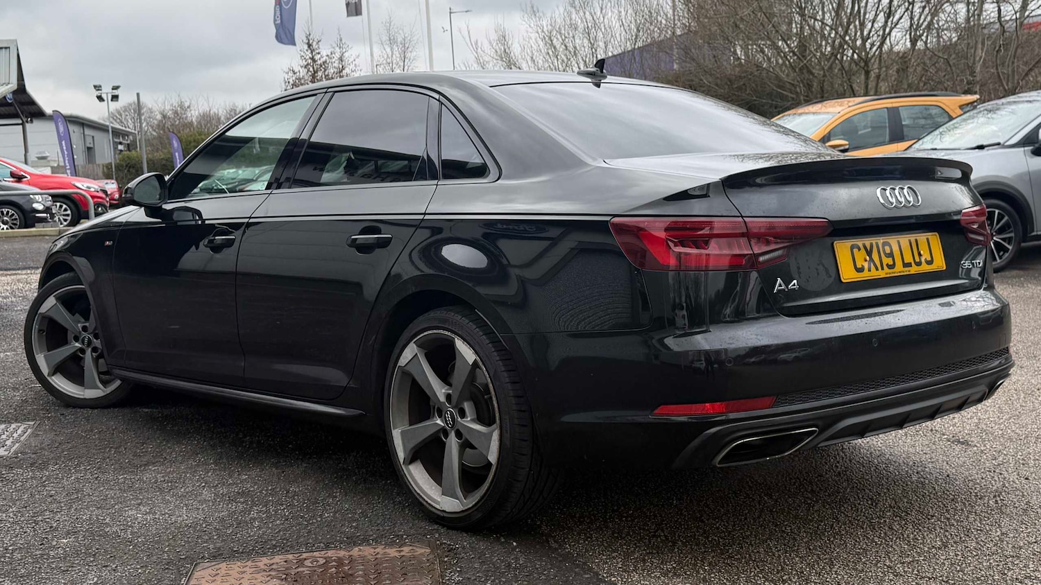Used Audi A4 2019 for sale - 77628262: Photo 2