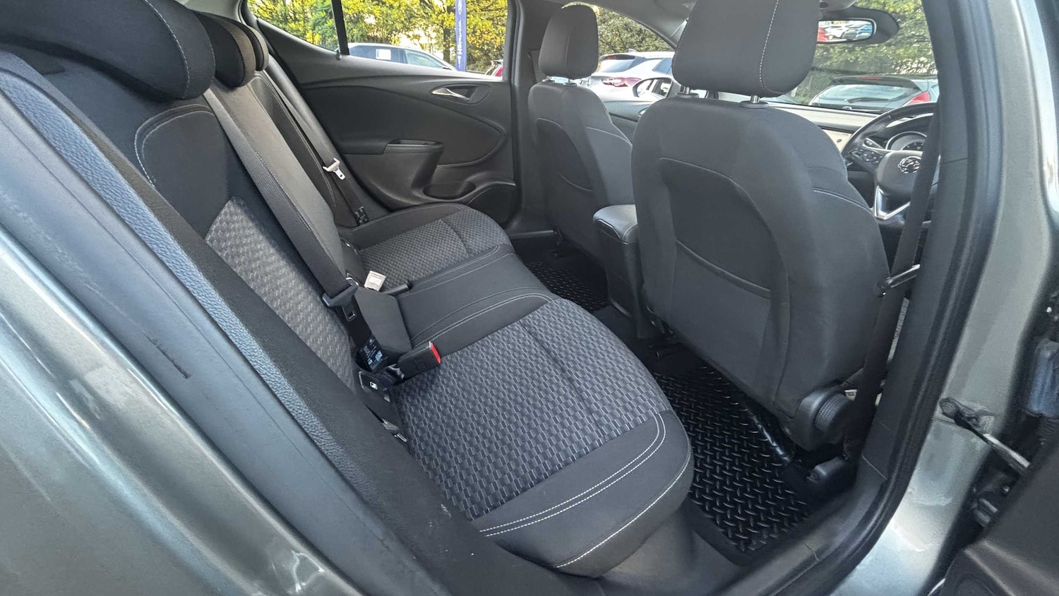 Used Vauxhall Astra 2018 for sale - 76339569: Photo 8