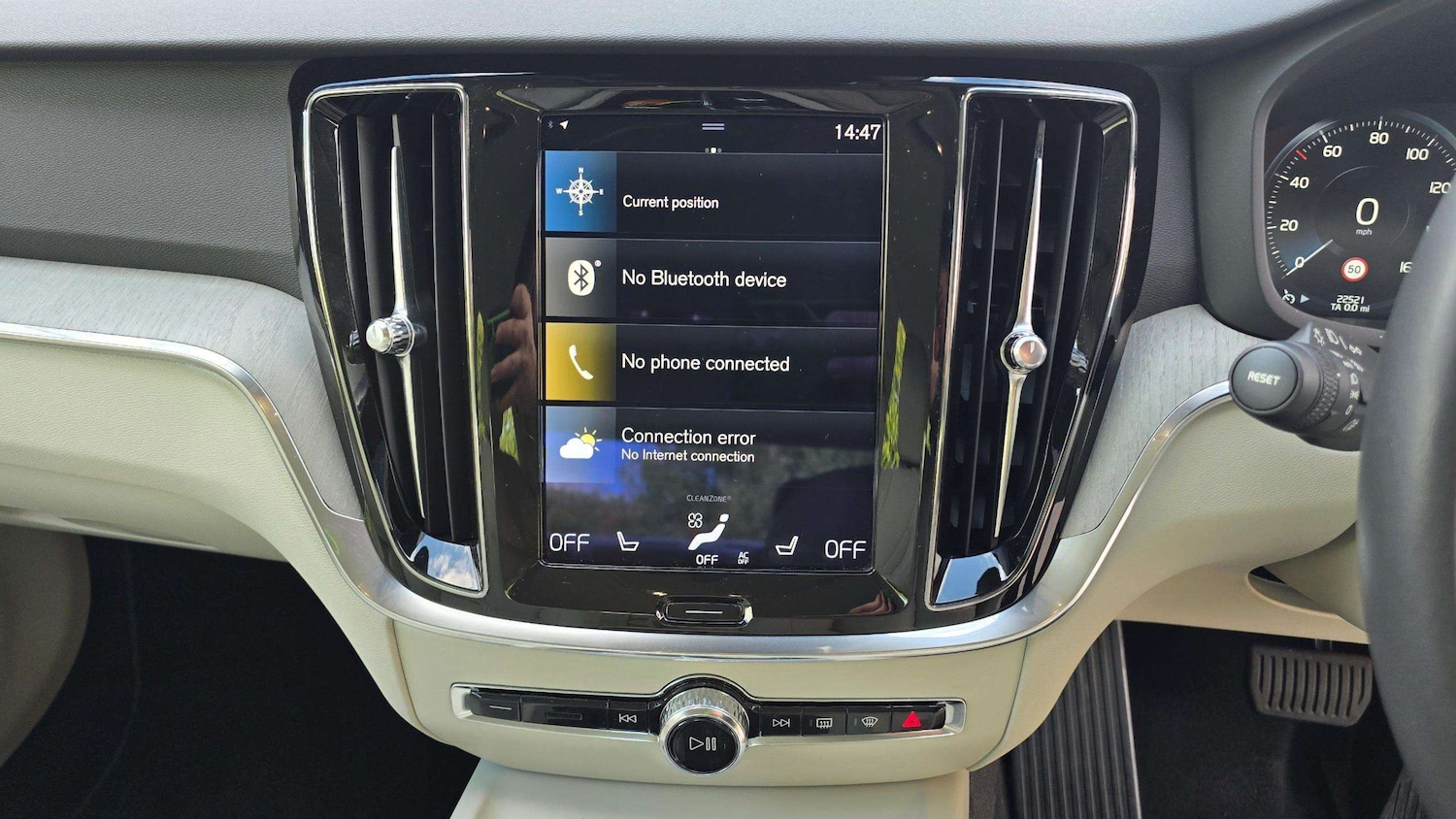 Used Volvo S60 2022 for sale - 76339622: Photo 26