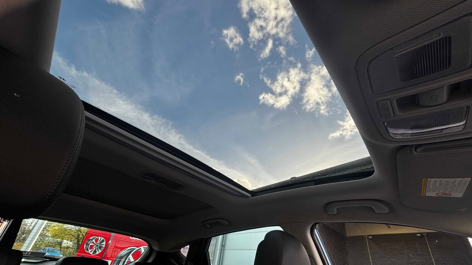 Used Hyundai Ix35 2013 for sale - 76242378: Photo 15