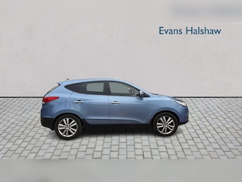 Used Hyundai Ix35 2013 for sale - 76242378: Photo 2