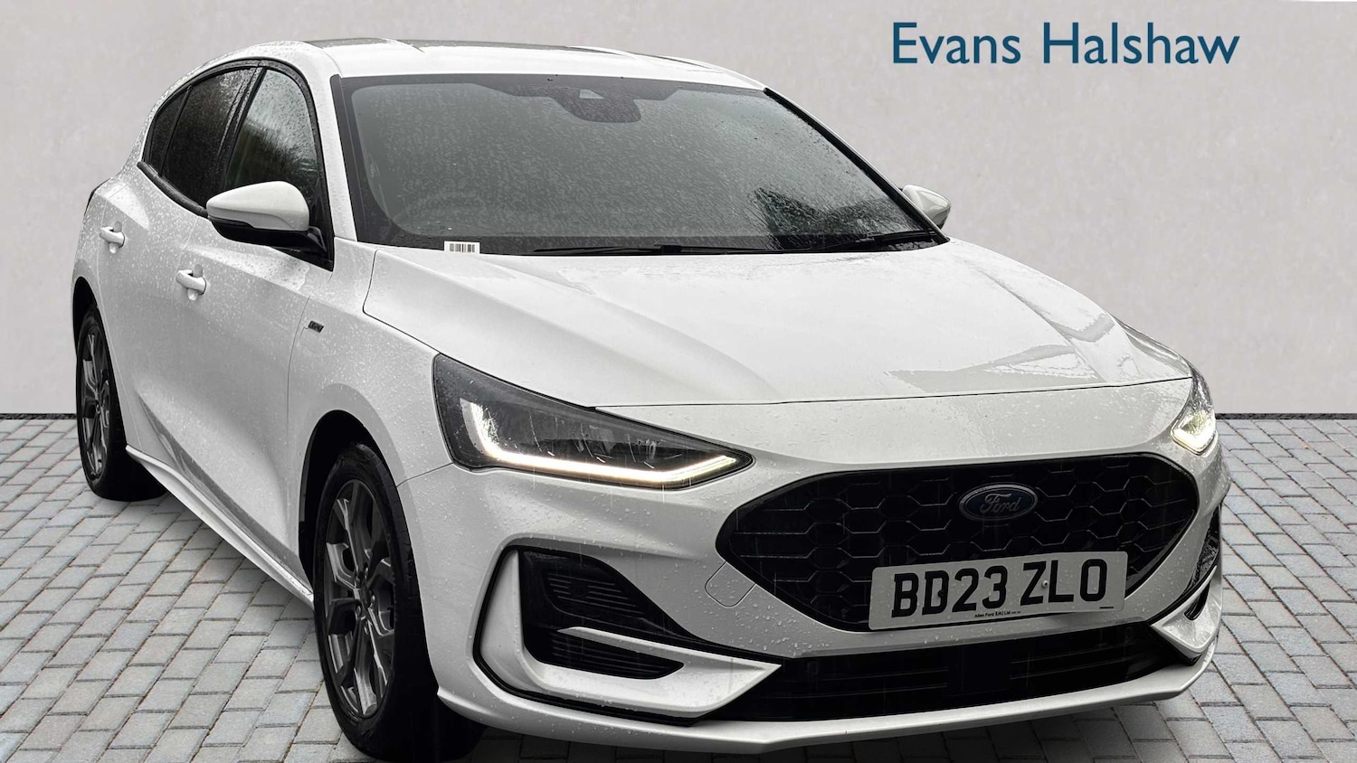 Used Ford Focus 2023 for sale - 76390648: Photo 1