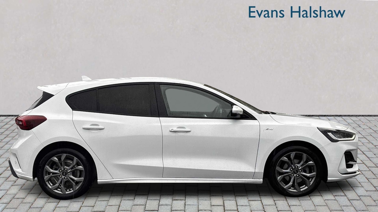 Used Ford Focus 2023 for sale - 76390648: Photo 5