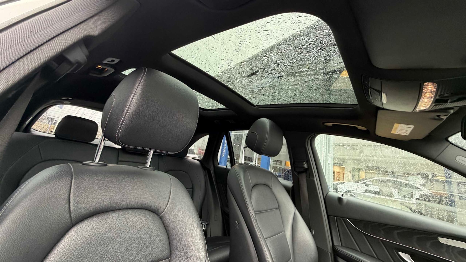 Used Mercedes-Benz GLC 2019 for sale - 78060201: Photo 18