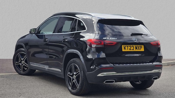 Used Mercedes-Benz GLA 2023 for sale - 75812994: Photo 2