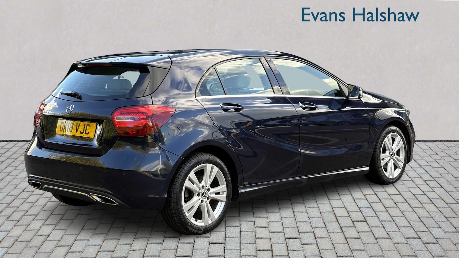 Used Mercedes-Benz A-Class 2018 for sale - 76192068: Photo 3