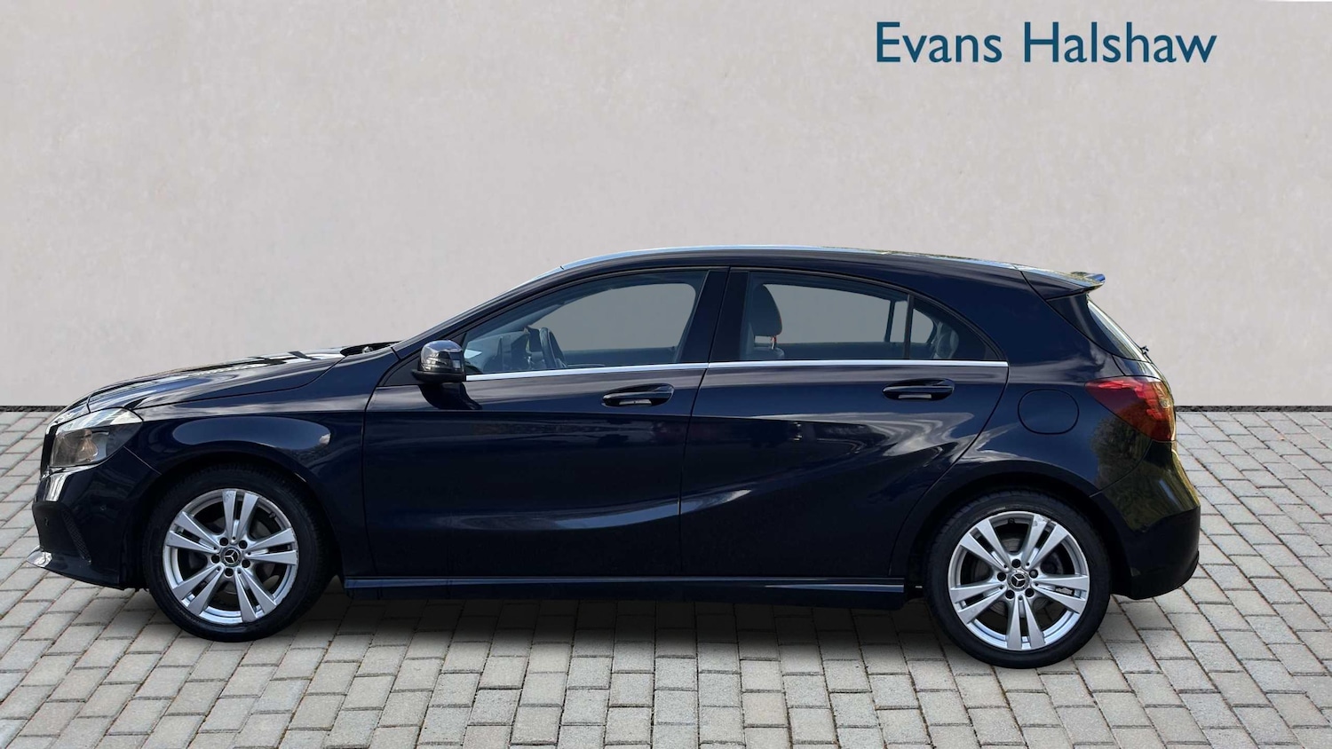 Used Mercedes-Benz A-Class 2018 for sale - 76192068: Photo 6