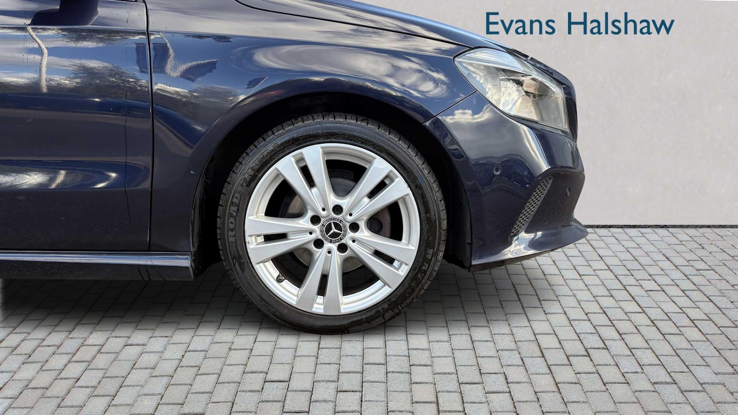 Used Mercedes-Benz A-Class 2018 for sale - 76192068: Photo 9