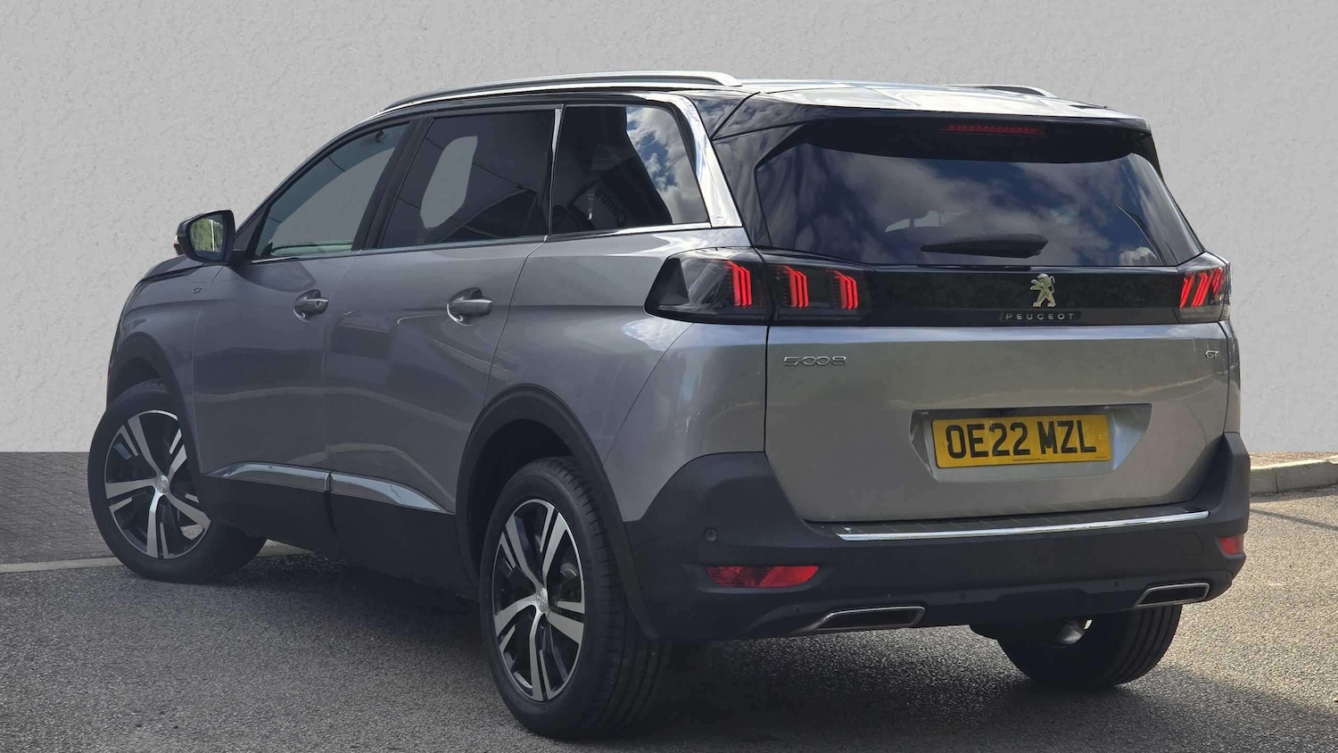 Used Peugeot 5008 2022 for sale - 75968136: Photo 2