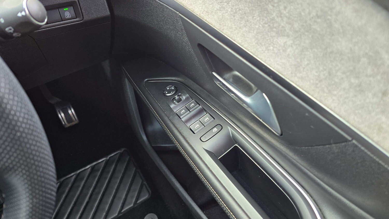 Used Peugeot 5008 2022 for sale - 75968136: Photo 22