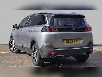Used Peugeot 5008 2022 for sale - 75968136: Photo
