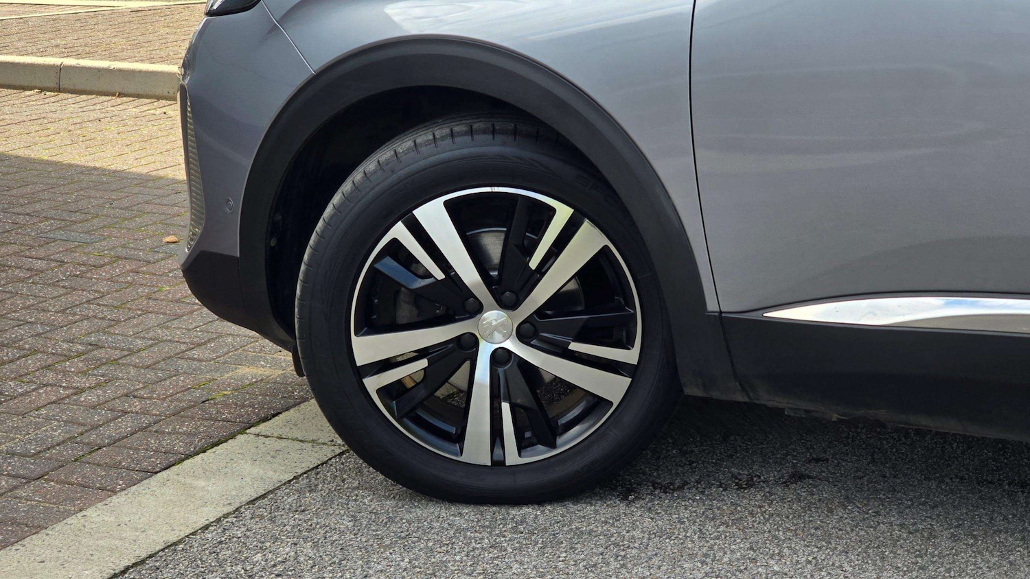 Used Peugeot 5008 2022 for sale - 75968136: Photo 8