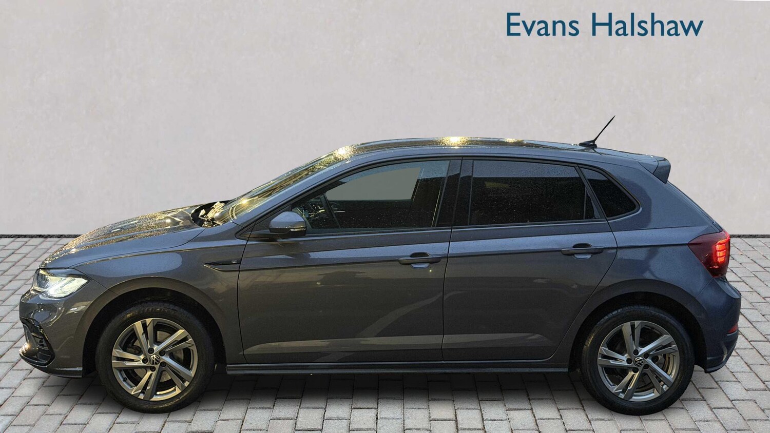 Used Volkswagen Polo 2023 for sale - 77282043: Photo 6