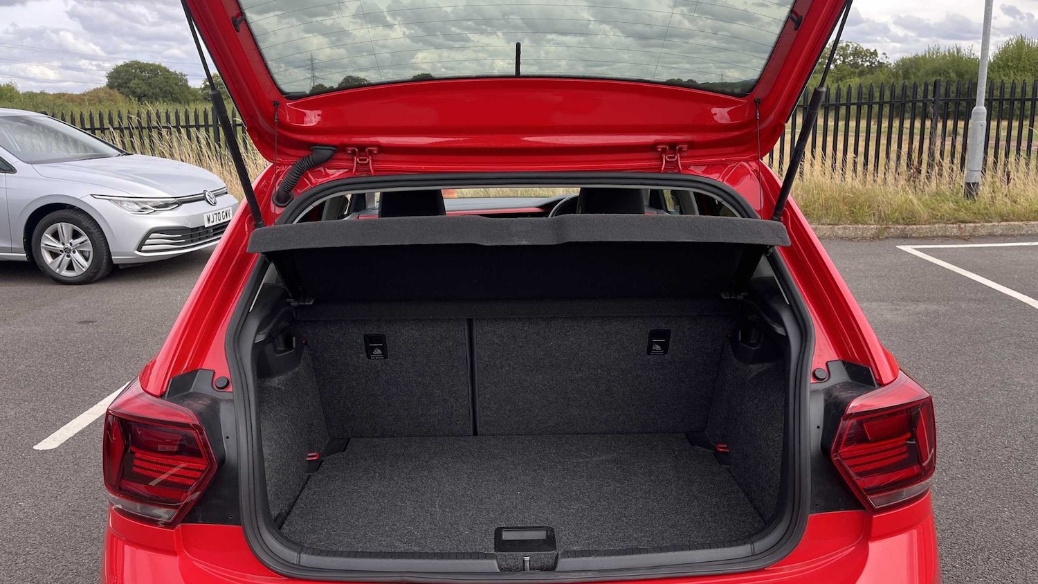 Used Volkswagen Polo 2020 for sale - 76411346: Photo 19