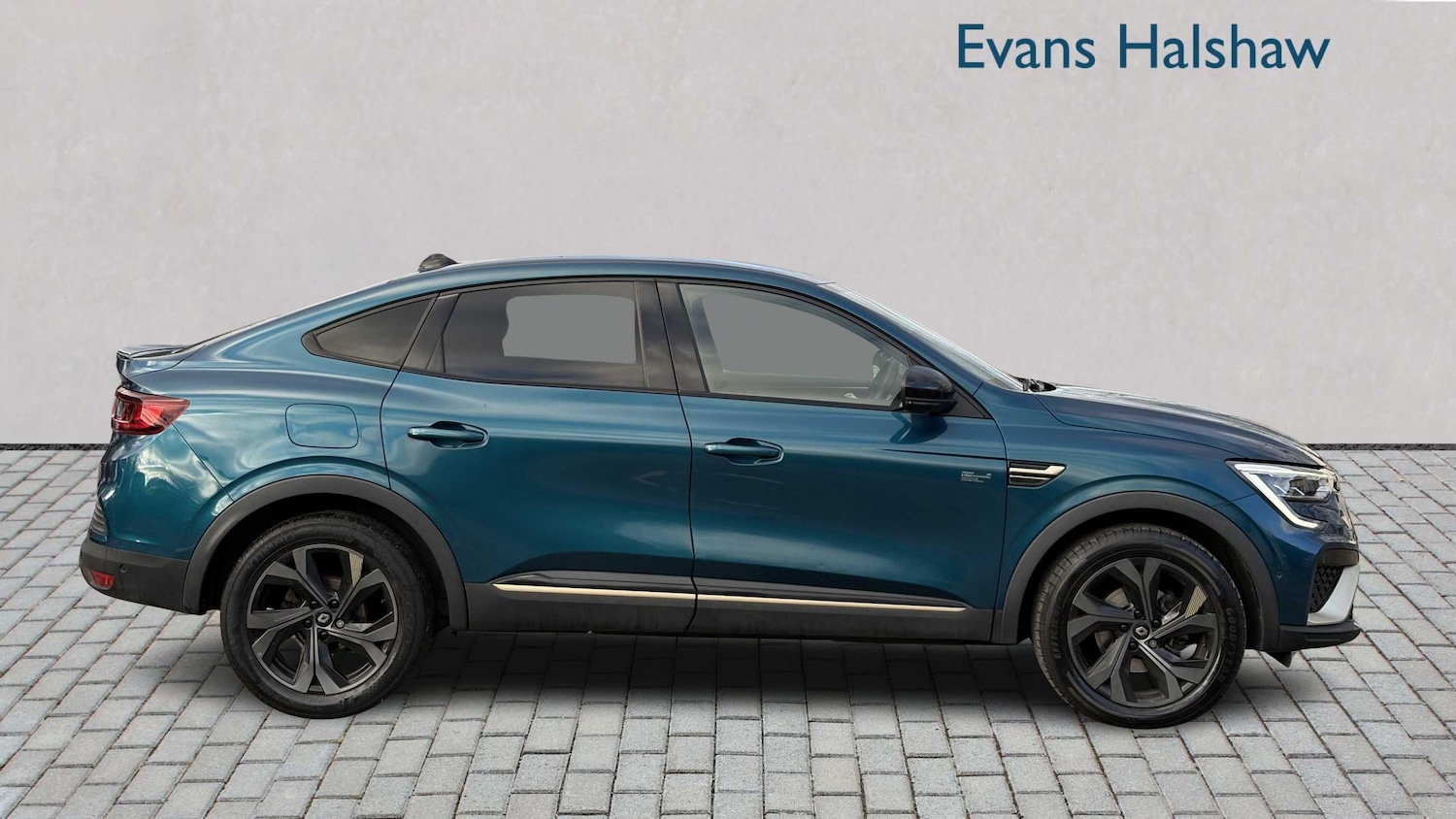 Used Renault Arkana 2023 for sale - 77093380: Photo 2