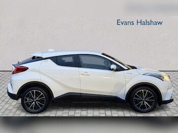 Used Toyota C-HR 2018 for sale - 77827268: Photo