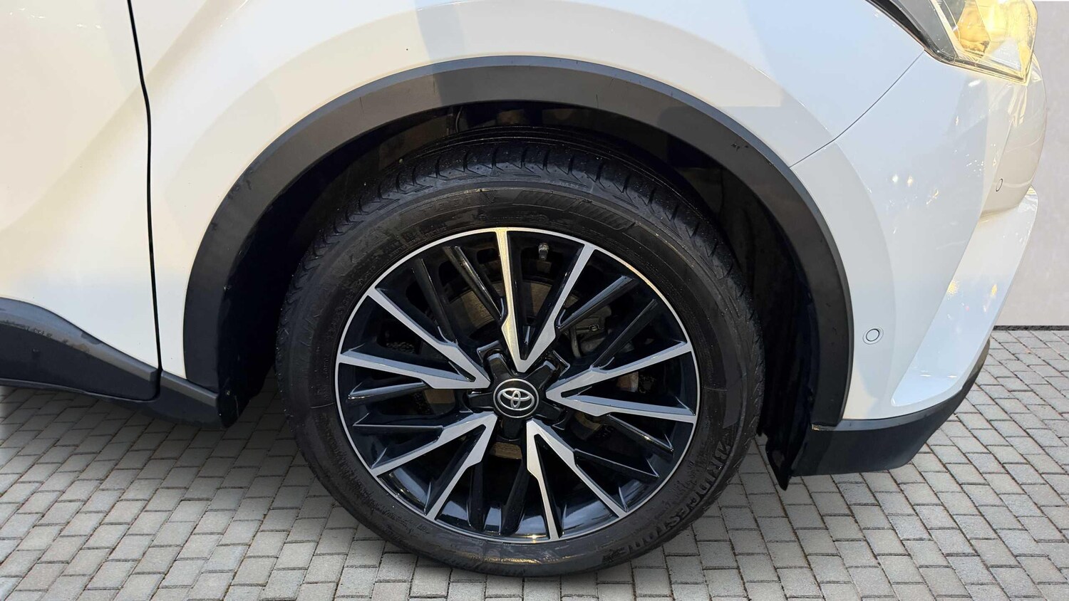 Used Toyota C-HR 2018 for sale - 77827268: Photo 9